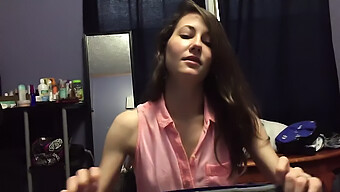 Amateur Girl Gives An Amazing Blowjob