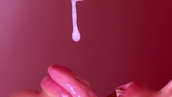 Một Cô Gái Nhỏ Nhắn Cho Một Màn Blowjob Pov Và Nhận Tinh Trùng Vào Miệng