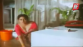 Hot Indian Actress In A Steamy Scene