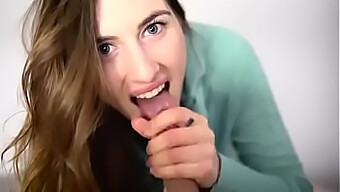 Die Explosiven Cumshot-Momente Von Piper Blush In Einer Aufregenden Compilation