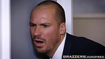 Brazzers Presenta: Pechos Voluptuosos Y Fantasía En El Lugar De Trabajo Con Lennox Luxe Y Sean Lawless